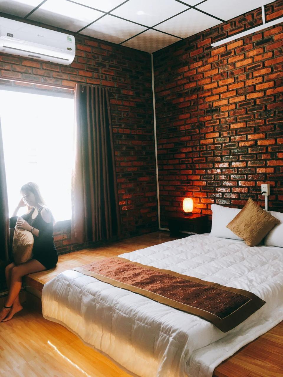 Sunshine Hostel Hue Exterior photo